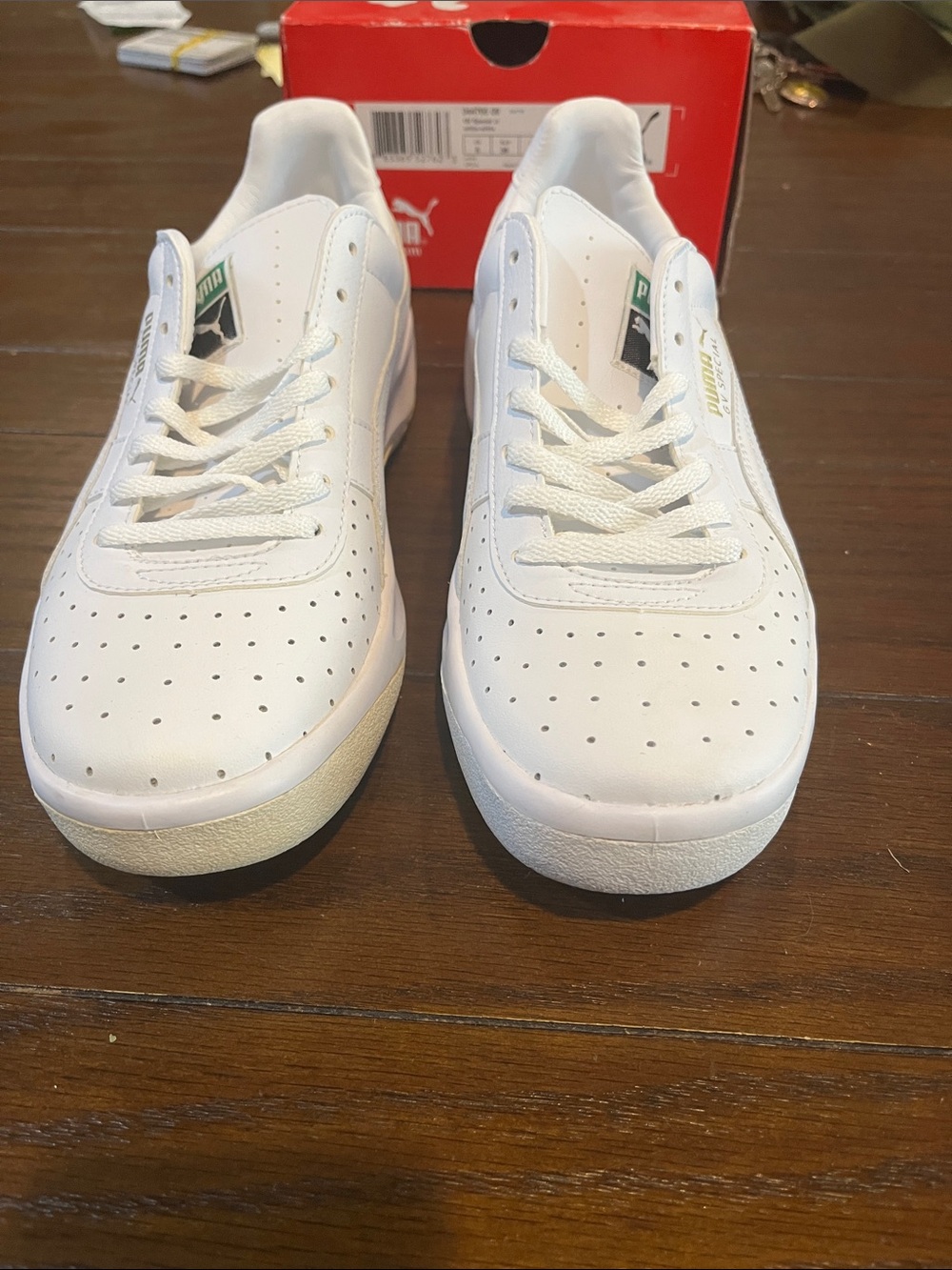 Puma White Low-Top Leather Sneakers with Subtle Green Accent